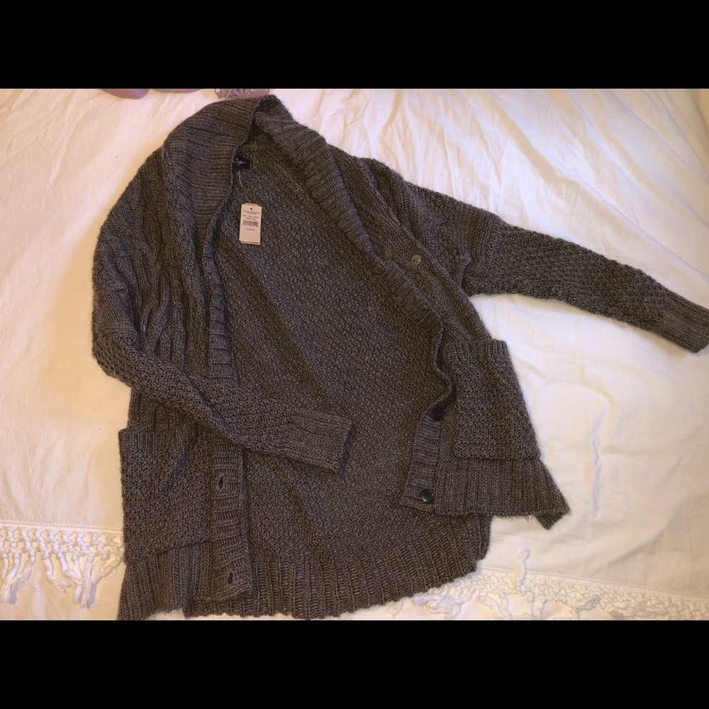 American eagle cardigan